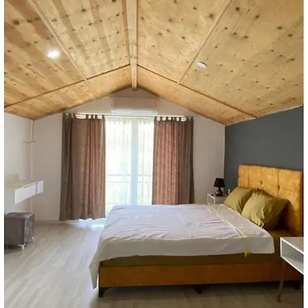 Gokdere Evleri 木屋 *
